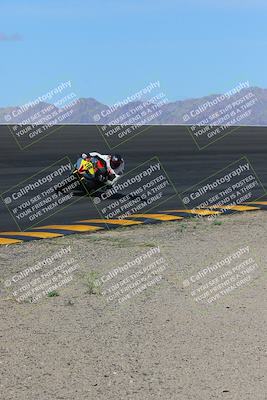 media/Mar-20-2023-Moto Forza (Mon) [[d0bbc59e78]]/1-A Group (Green)/Session 2 (Bowl)/